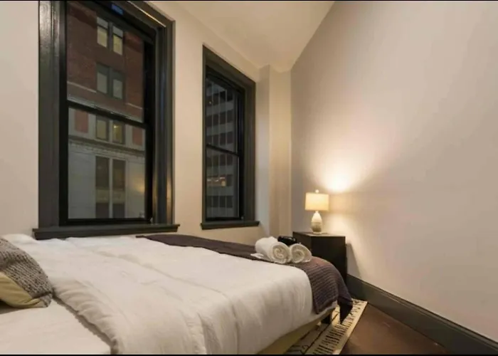 Comfortable 2br — Conveni Apartment